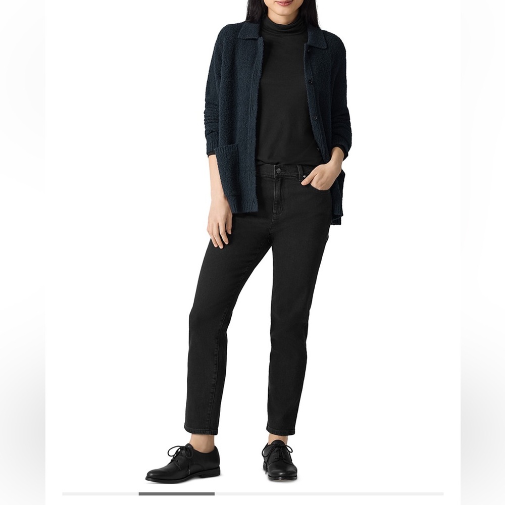 Eileen Fisher Black High Rise Slim Fit Ankle Jeans. Used.